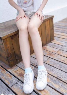石榴视频幸福宝深夜释放自己_剧情片在线播放观看