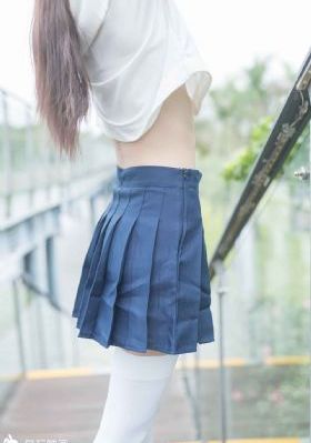 女朋友下边粉嫩粉嫩的怎么办_1080P在线手机播放