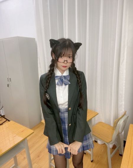 色妞精品首页在线观看视频网站免费_国产剧神马在线观看