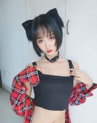 区二区三吃奶_4K高清电影在线